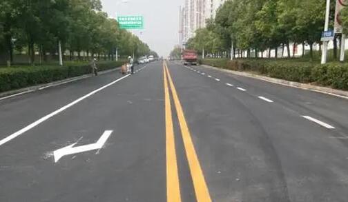 道路劃線的標(biāo)準(zhǔn)尺寸，道路劃線的寬度是多少？